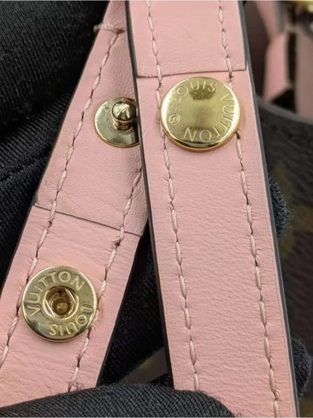 Pre-Owned Louis Vuitton Monogram Neonoe MM Rose Poudre